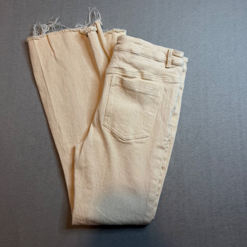 Cream‎ High Waisted Wide Leg Raw Hem Jeans Anthropologie Sadie and sage Size M